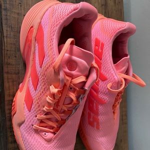 Almost new adidas barricade court shoe tennis or pickleball